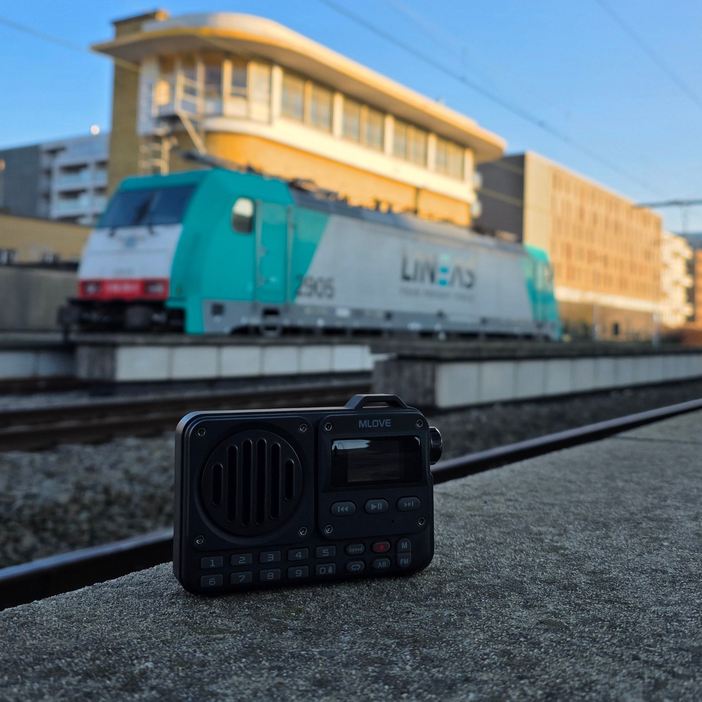 MLOVE - draagbare bluethooth radio